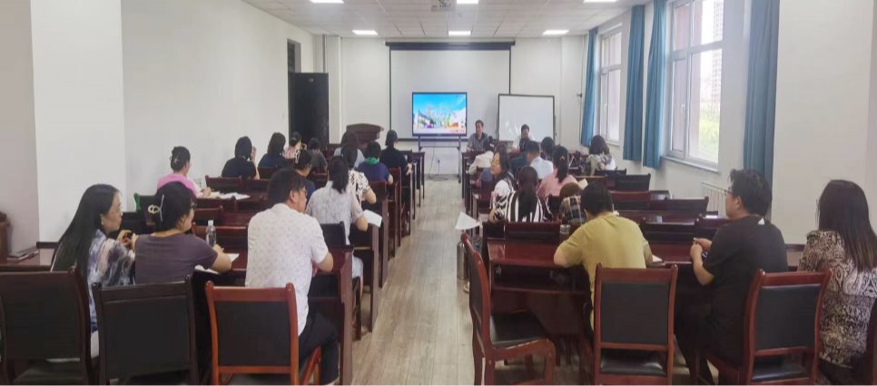 文学院召开加强师德师风建设工作推进会